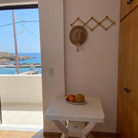 Coastal Charm - Sea View Apartman