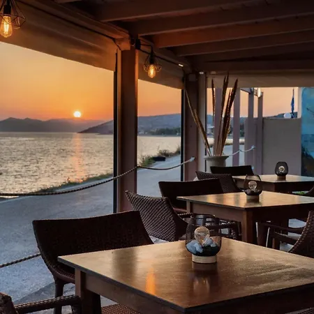 Coastal Charm - Sea View * Elíka